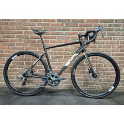 Cube Attain Race Black/white 2020 56cm (4054571258335)