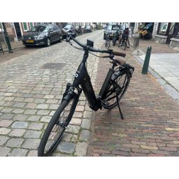 QWIC Mira Daily Dames Jet Black L 54cm 2025 (8718792039369)