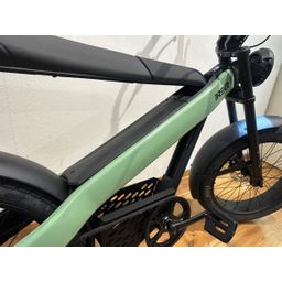 Brekr F250 720Wh Connectivity Saga Light Green M 2025 (F.11768)