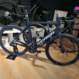 Sensa Giulia Evo Integrale Matt Black 105 Di2 55cm Matt Black + Hologram 55cm 2026 (2200131403758)