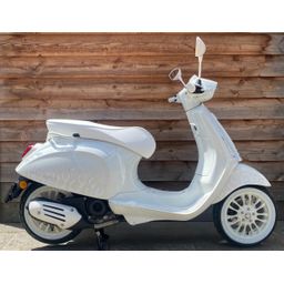 Vespa Sprint Justin Bieber 45km/u 1-cilinder, 4-takt, luchtgekoeld, injectie Bianco B42 2023