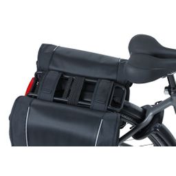 Basil sport dubbele tas zwart,32l (8715019175817)