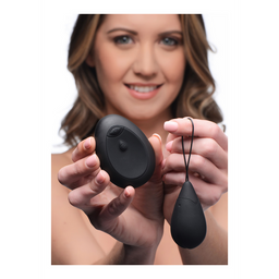 Xr brands Silicone Vibrerende Ei met 10 Snelheden (848518037657)