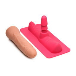 Xr brands Zadeladapter met Dildo - Roze/Vleeskleur (848518053367)