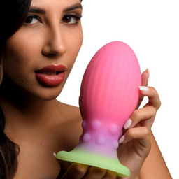 Xr brands Xeno Egg - Glow in the Dark - Siliconen Ei - XL - Roze (848518049070)