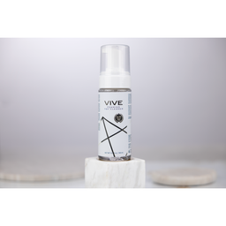 Vive by shots Sponsende Speelgoedreiniger - 4,7 fl oz / 140 ml (8714273937230)