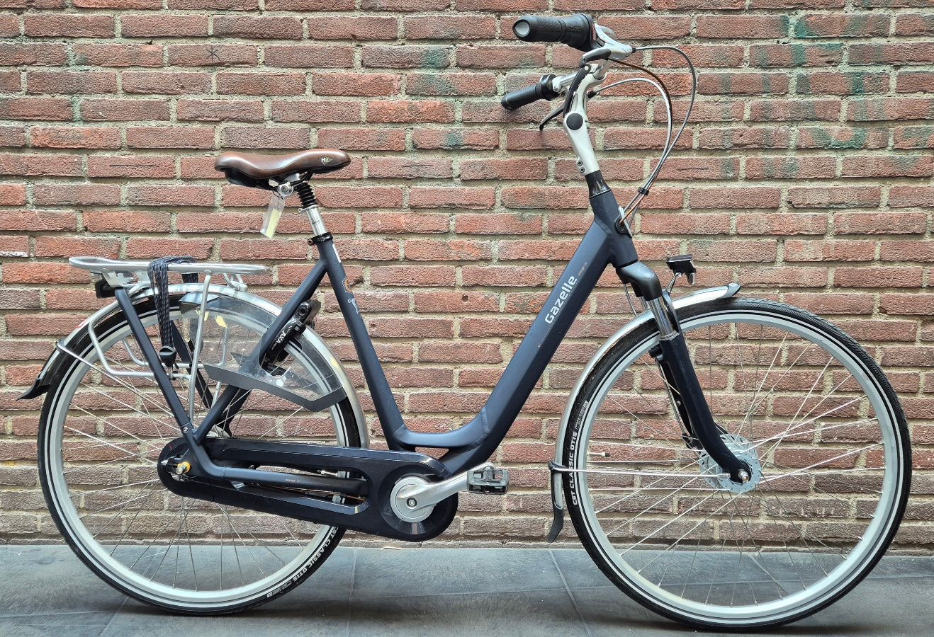 Gazelle orange (42462.8320869)