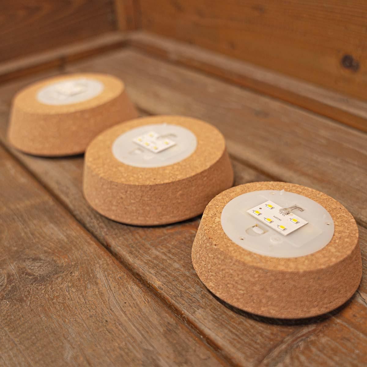 Led kurk L - Kurk met verlichting - LED lamp voor terrarium - 13,2 x 11,9 x 3,5 cm (8720872022789)