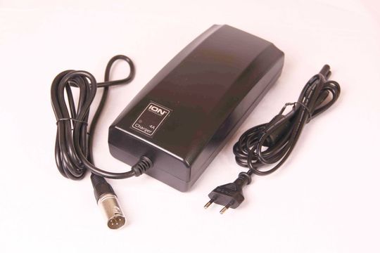 EBP OPLADER ION 36V LI-ION PMU4 4A ZW (8713568622769)