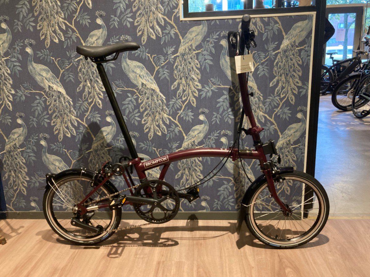 Brompton C-Line High Urban (H4L) Ext Wide Wine Red 2026 (H4L0QQB06CW0R000C0070120QQQQ00)