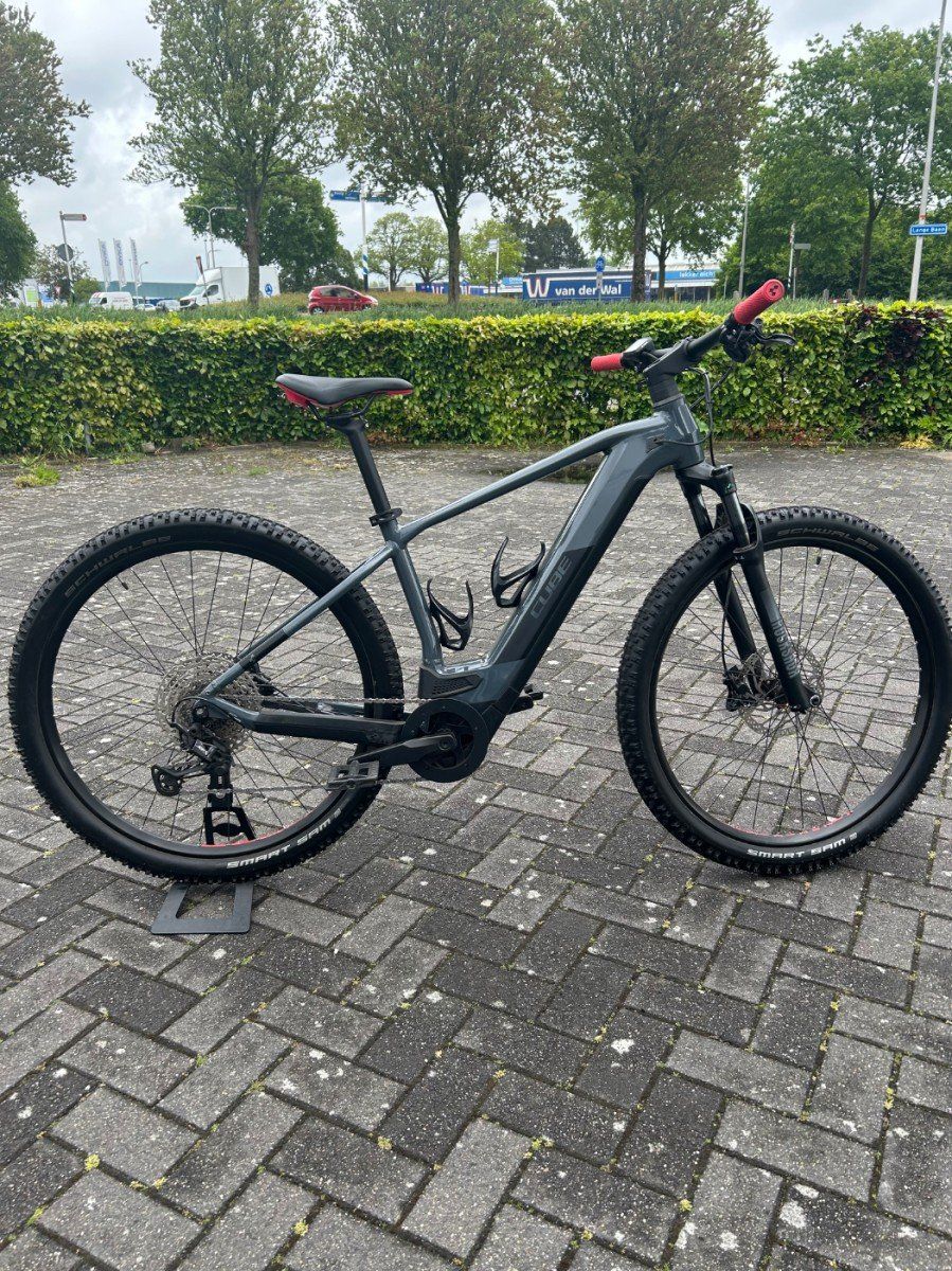 Cube Reaction Race Black/Red Grijs 54cm 2021 (F.16032)