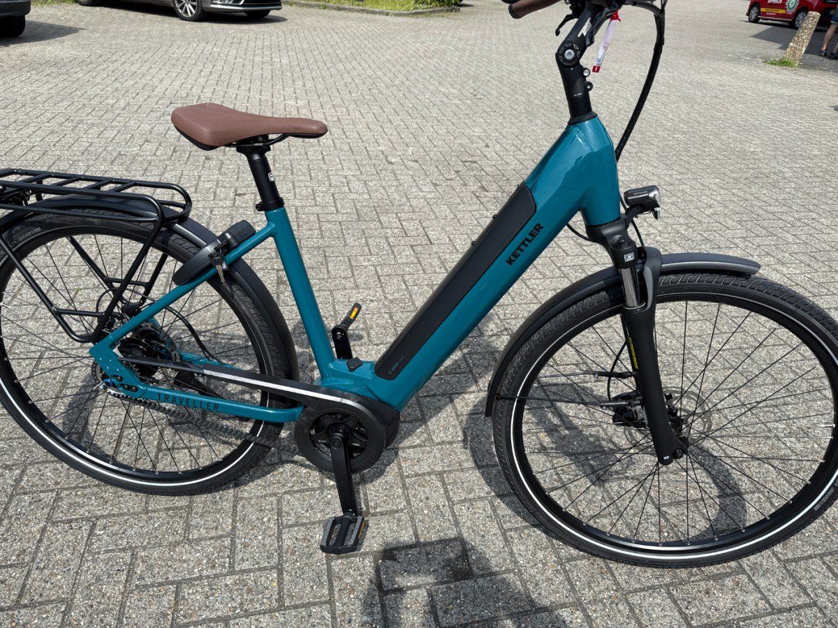 Kettler E-TRAVELLER Gold P5 Belt FL Lage instap Turqouise Shiny 28 Inch M 2025 (4251238585739)