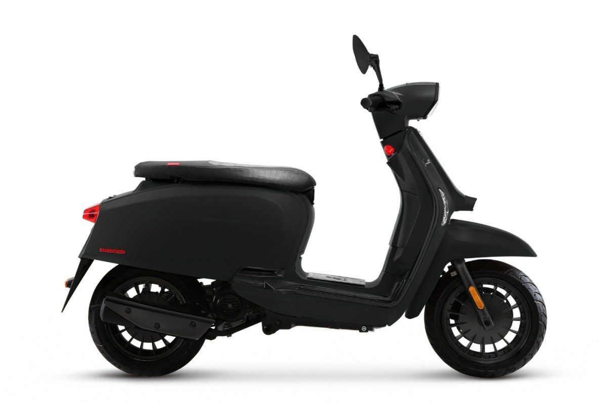 Lambretta V50 Special 1-cilinder, 4-takt, luchtgekoeld, injectie Matzwart 2025 (F.98670)