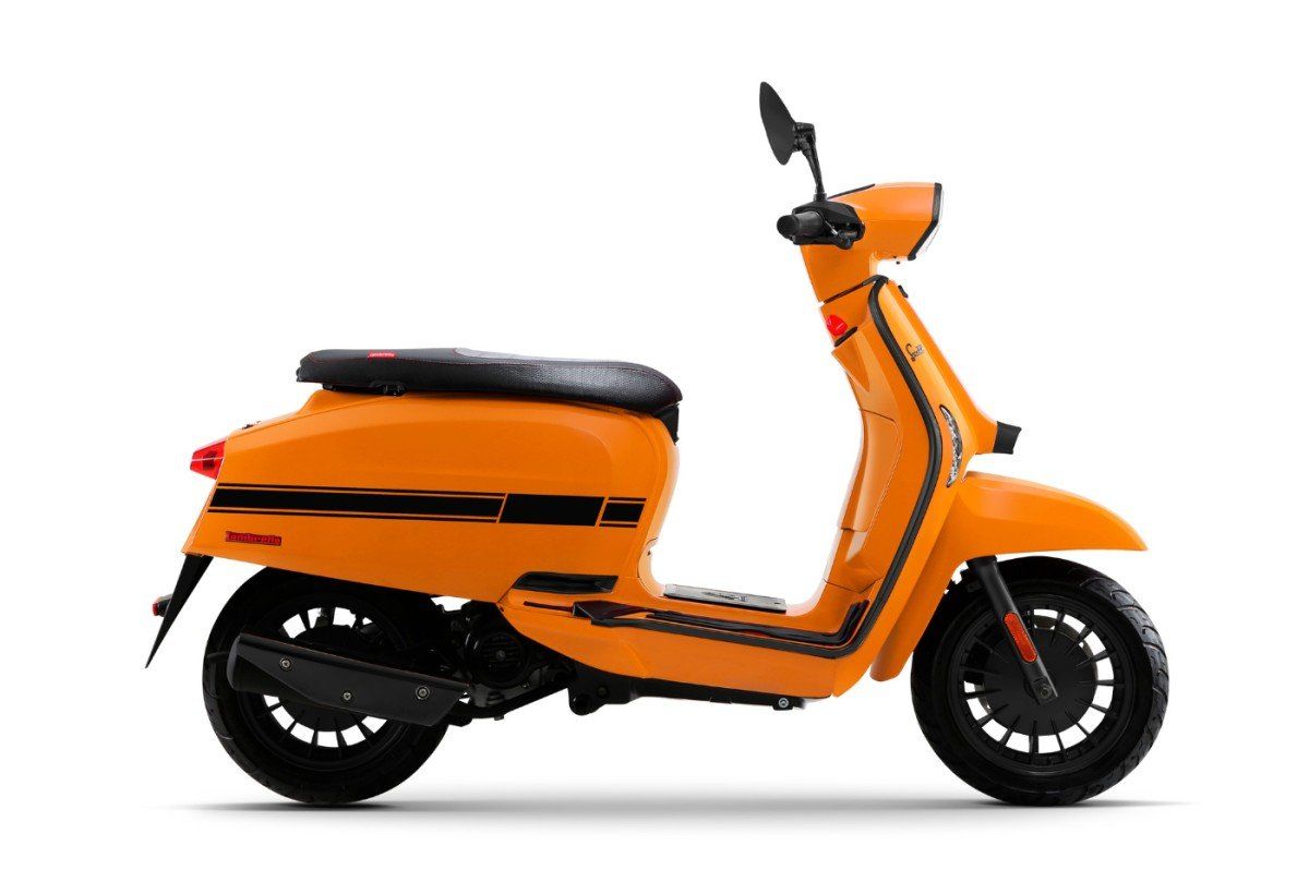 Lambretta V50 Special 1-cilinder, 4-takt, luchtgekoeld, injectie Orange 2025 (F.98664)
