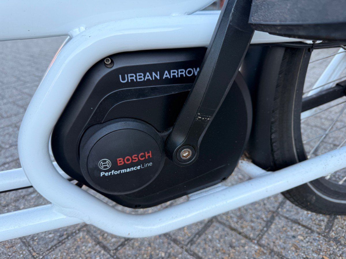 Urban Arrow Family Performance Line Wit 2021 (F.101958)