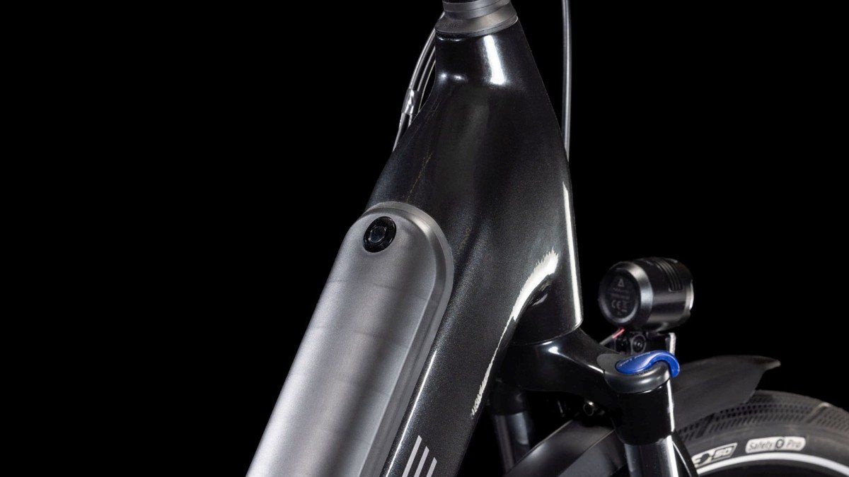 CUBE SUPREME HYBRID COMFORT PRO 500 Grey/lunar EE50 50cm EE50 2025 (4054571464057)