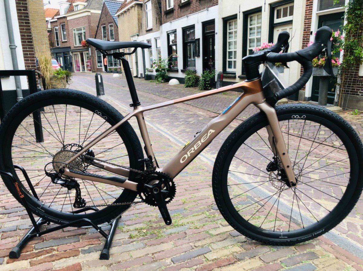 Orbea Terra M35 Team X maat S Nickel - Met Cinnamon (Matt) S 2026 (F.33070)