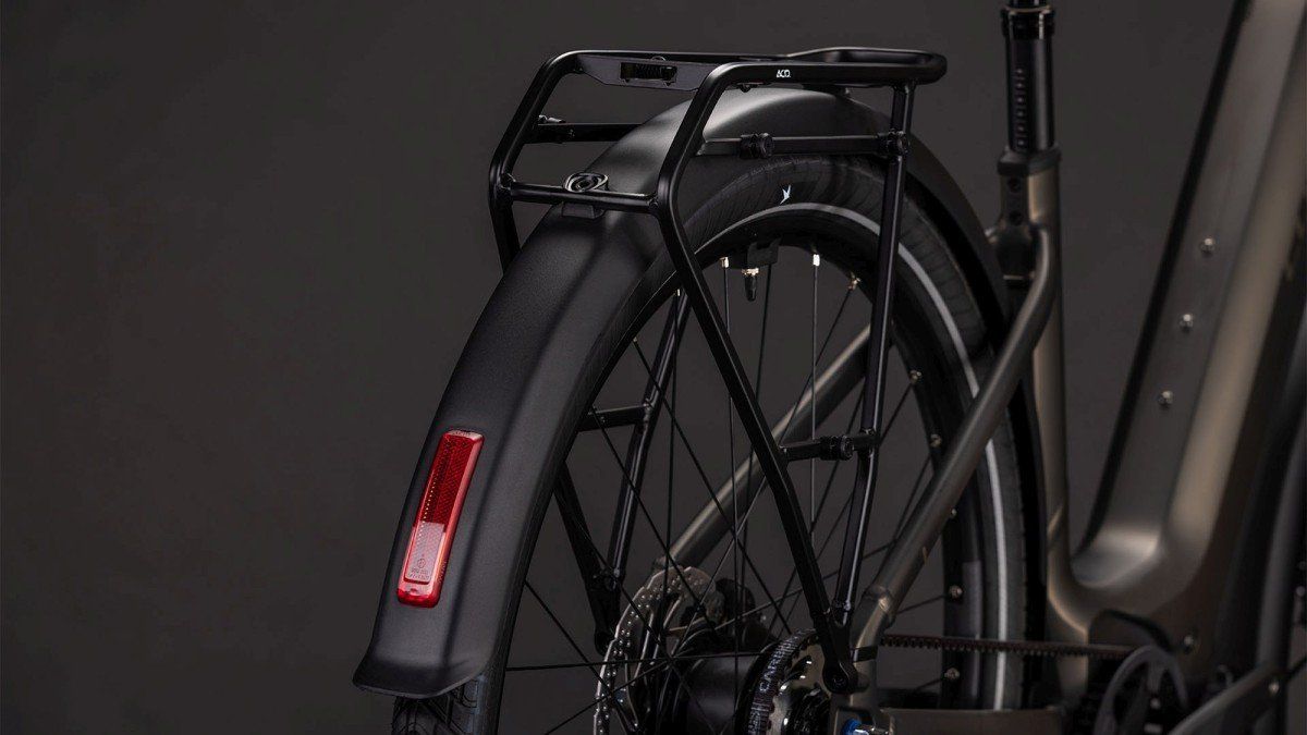 Cube touring hybrid comfort slx 800 charcoal/chrome lageinstap charcoal/chrome ee54 ee54 2026 (4054571496089)