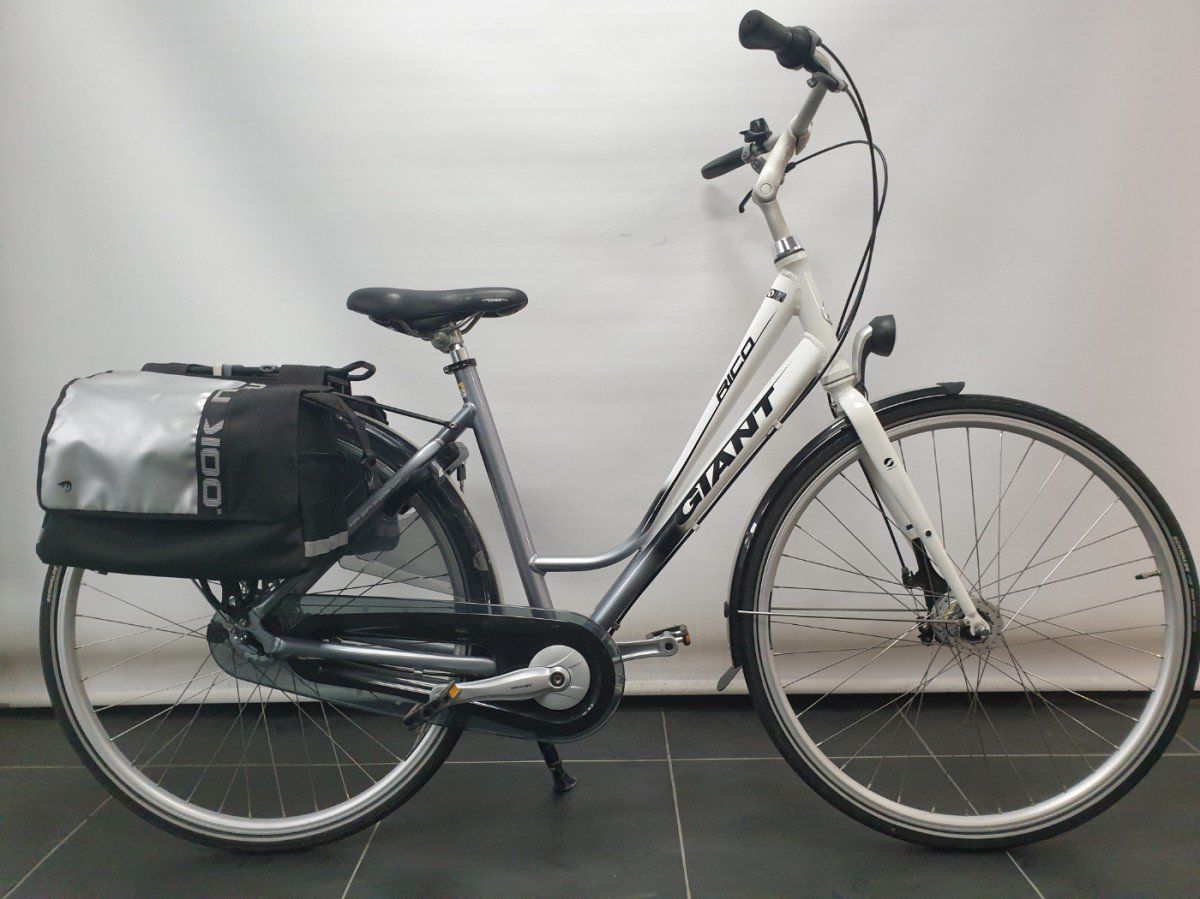 Giant Rico CS 3 LDS Dames Zilver / Wit 50cm M (F.35738)