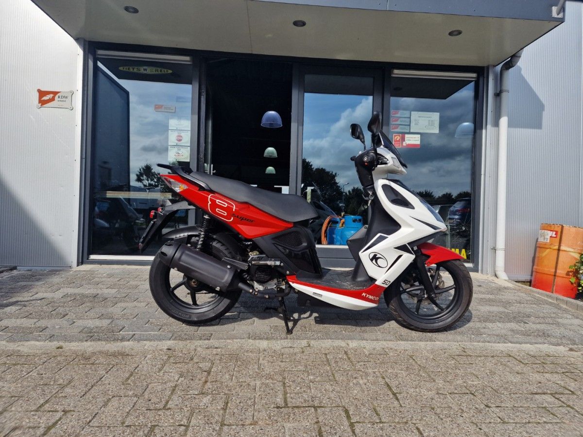 Kymco Super 8, Wit Rood