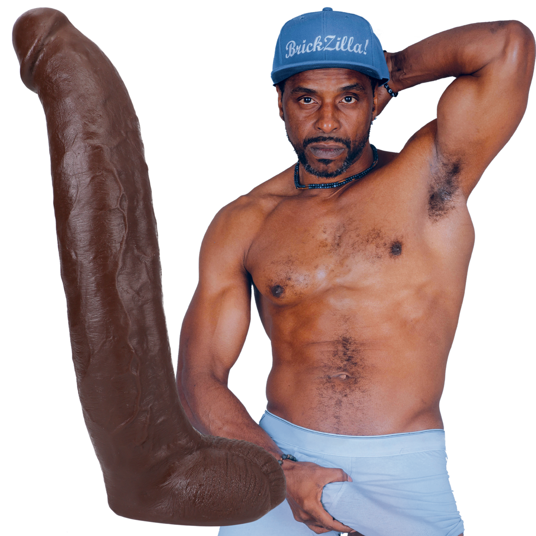 Doc johnson Brickzilla - Realistische ULTRASKYN Dildo - 13 / 33 cm - Chocolade (782421087159)