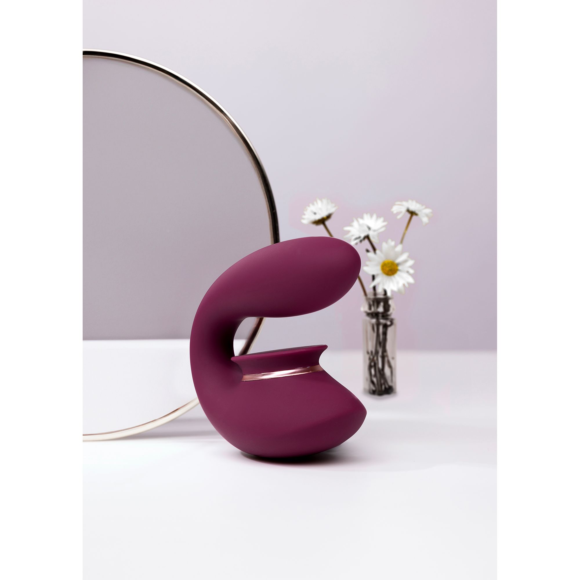 Innovation by shots Twitch 3 - Oplaadbare Vibrator en Suction - Bordeaurot (8714273054982)