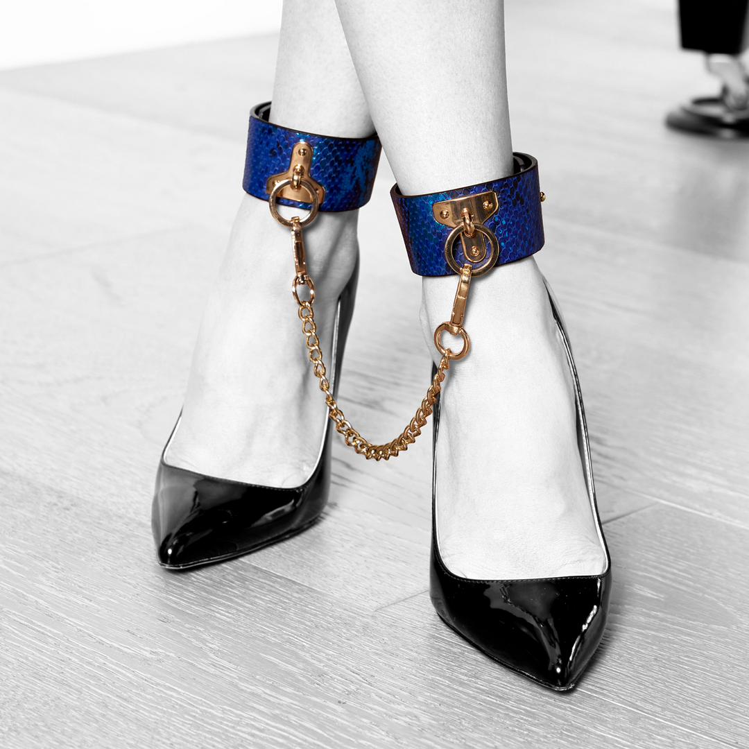 Ouch! by shots Florence Collectie - Beenmanchetten - Blauw (8714273056511)