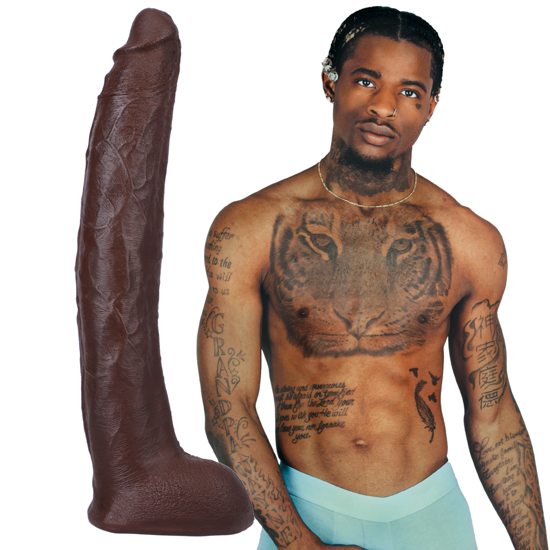 Doc johnson Damion Dayski - Realistic ULTRASKYN Dildo - 12 / 30 cm - Chocolade (782421087081)