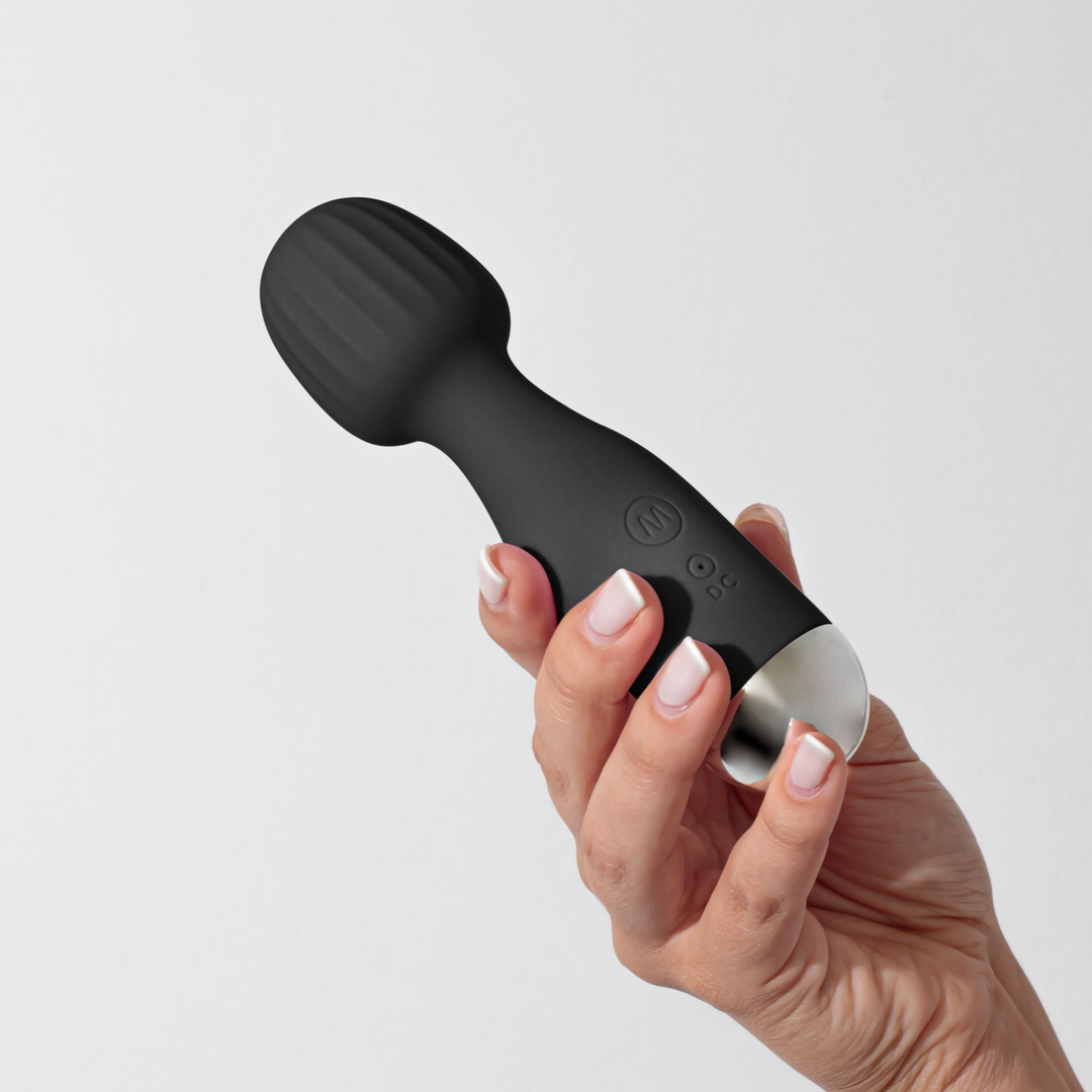 Crushious Wanderlust - Mini Wand Massager - Zwart (7403254159761)