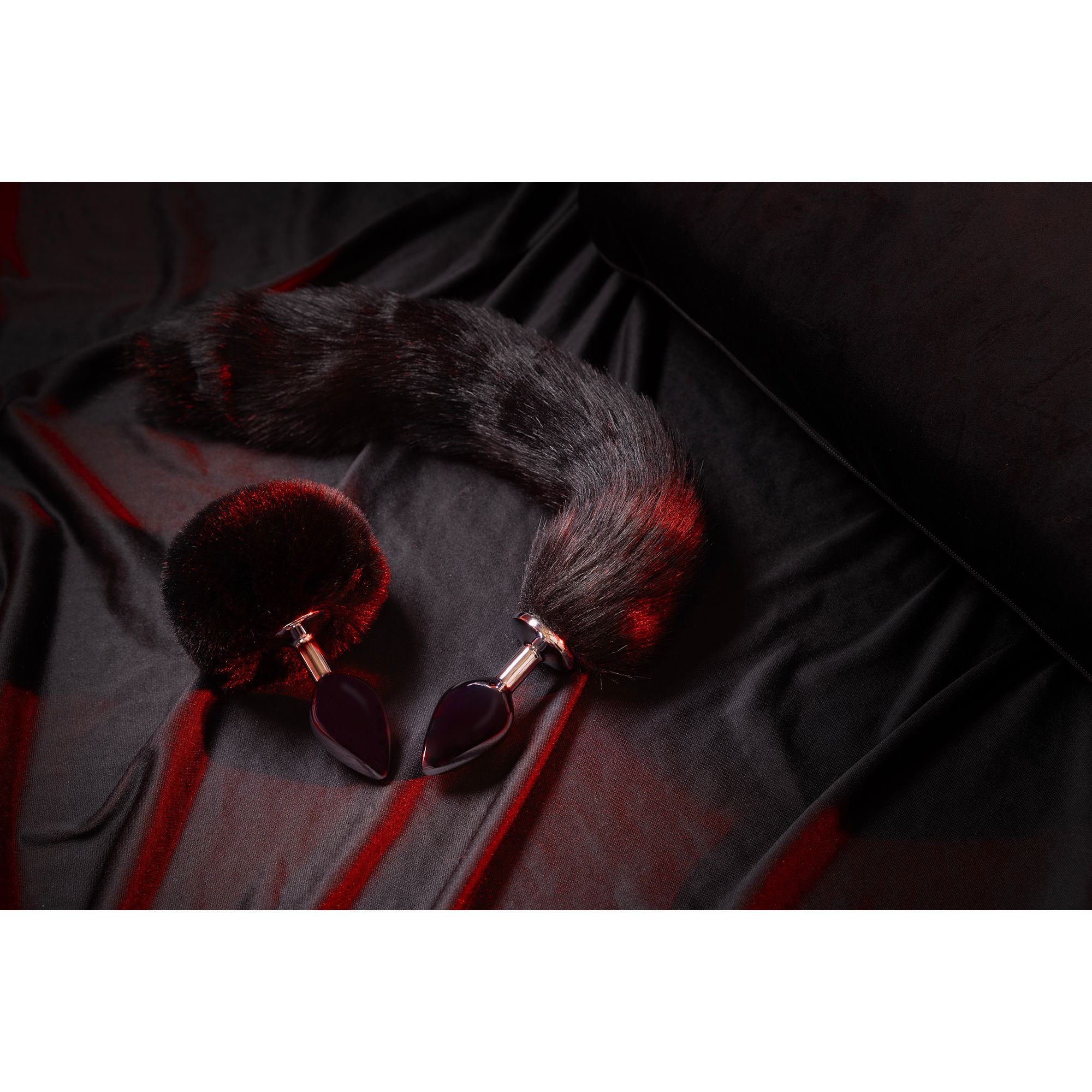 Ouch! by shots Vossenstaart met metalen buttplug (8714273047809)